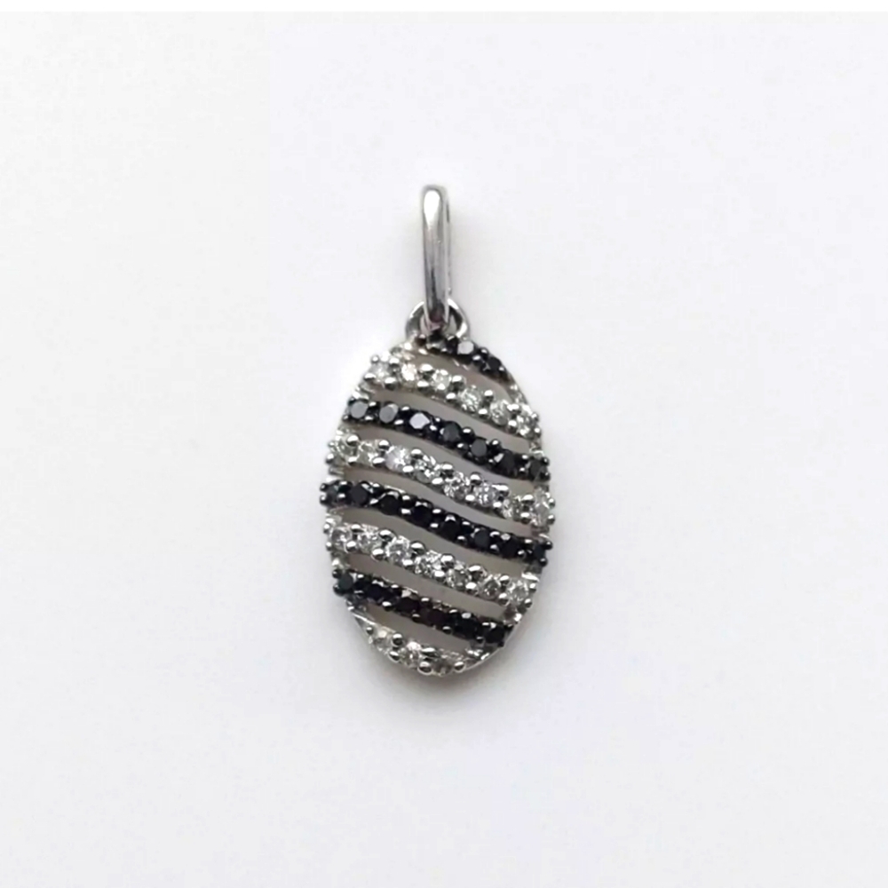 14K White Gold White & Black Diamond Striped Oval Pendant Solid Gold Small EUC